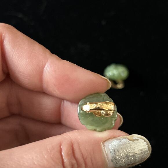 Avon Marbled Green Vintage Clip On Earrings Small Textured Knot - Picture 4 of 6